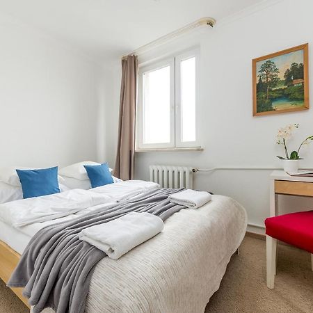P&O Apartments Grzybowska 9 Варшава Экстерьер фото